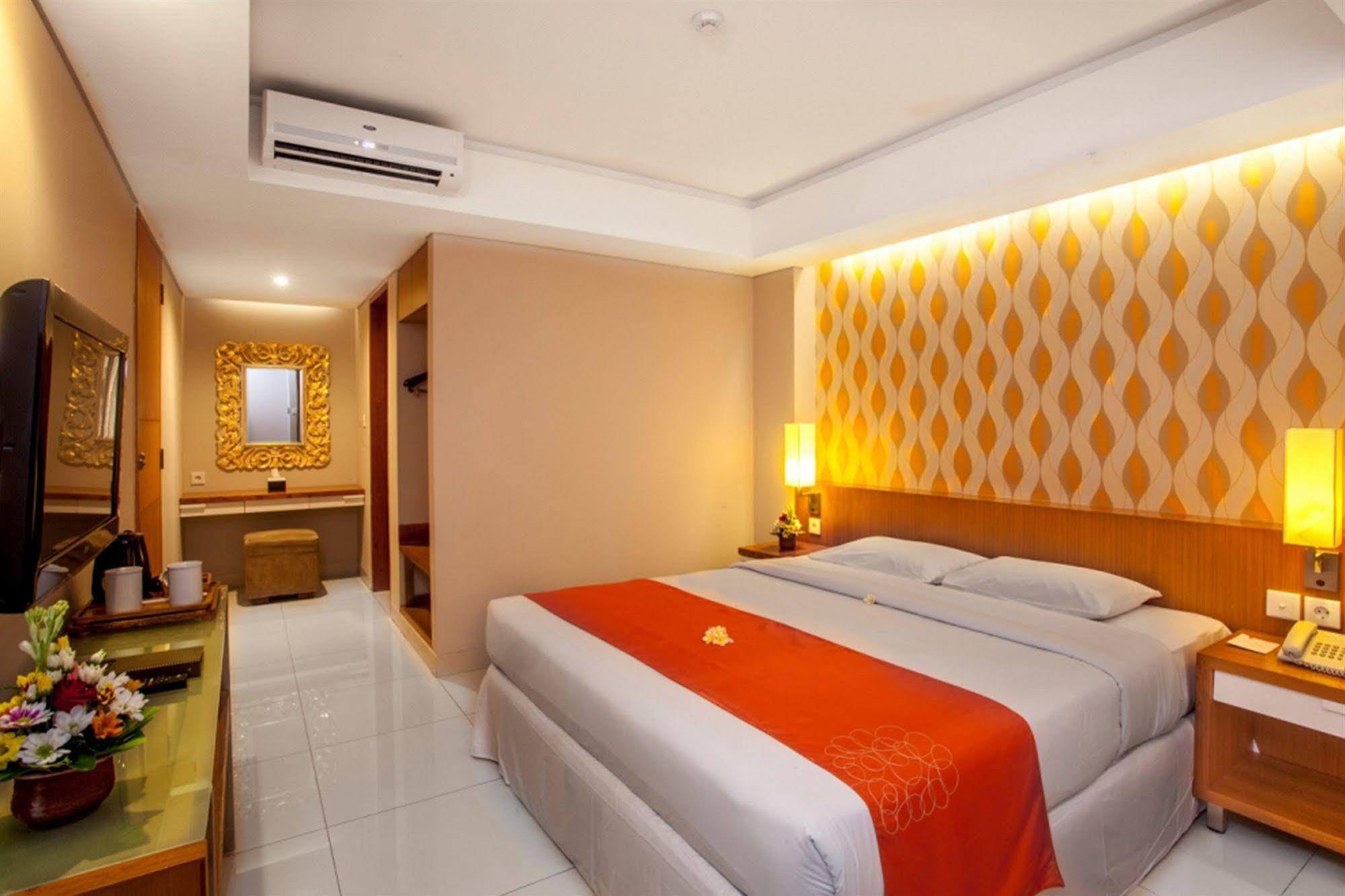 Holiday Inn Express Bali Sunset Road By Ihg Kuta Lombok Εξωτερικό φωτογραφία