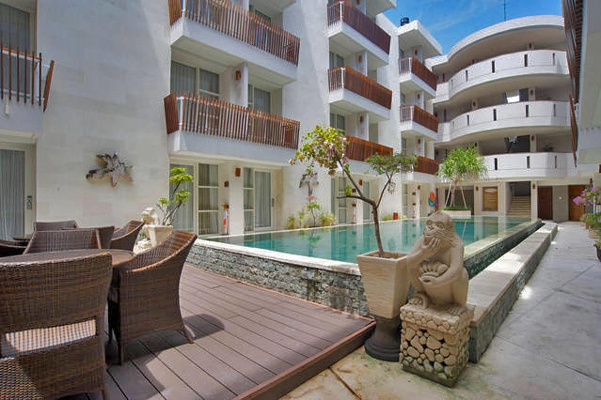 Holiday Inn Express Bali Sunset Road By Ihg Kuta Lombok Εξωτερικό φωτογραφία